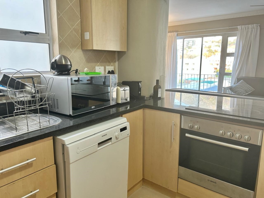To Let 2 Bedroom Property for Rent in Sea Point Western Cape